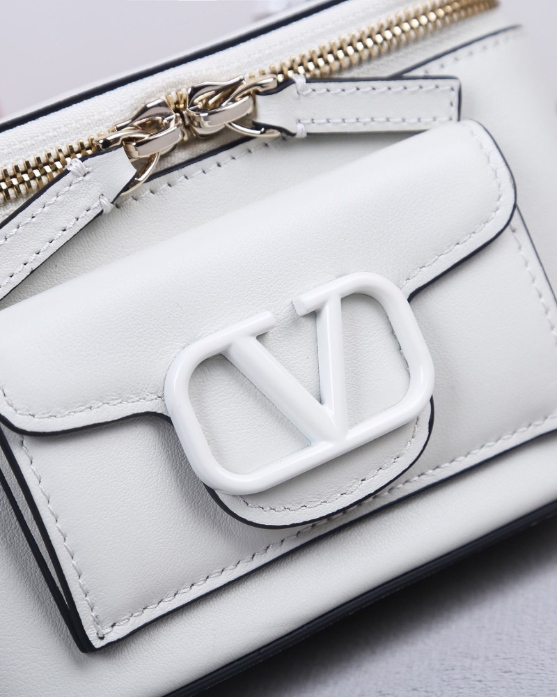 Va1e*ntin0 top handle bag